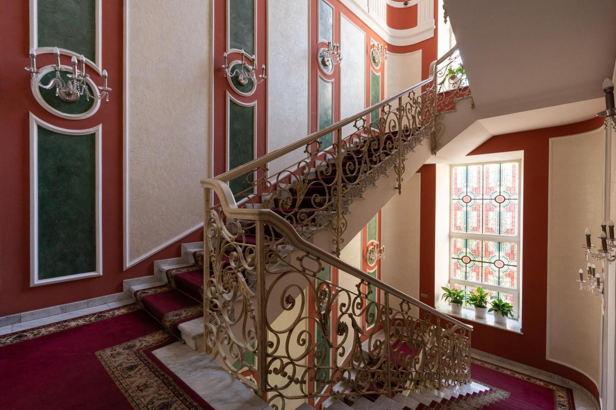 Metro Hotel Apartments Odessa Zewnętrze zdjęcie