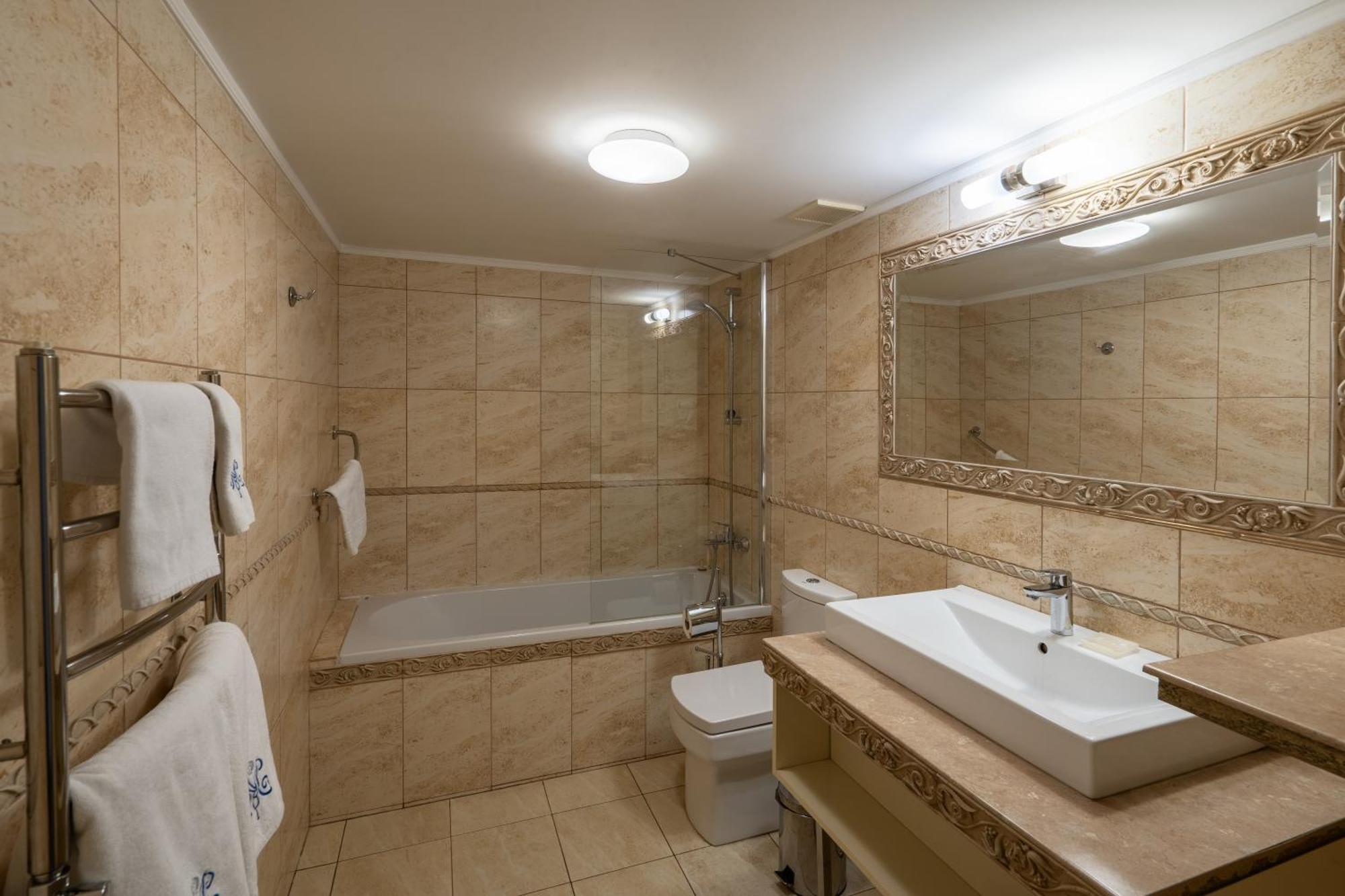 Metro Hotel Apartments Odessa Zewnętrze zdjęcie